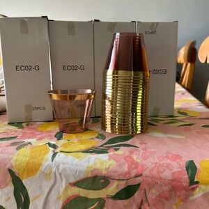 Disposable Clear Burgundy a d Gold Plastic Cups - 100 count